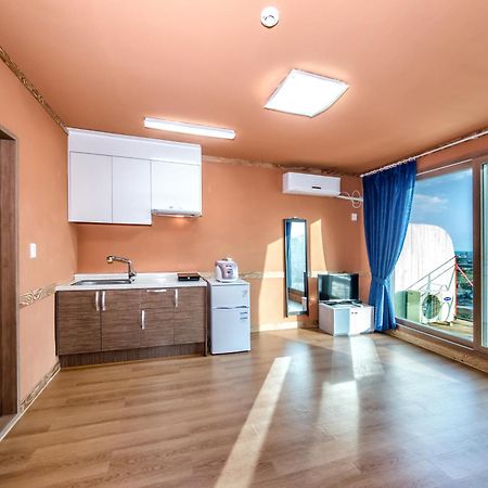 Lohas Pension Seogwipo Exterior foto